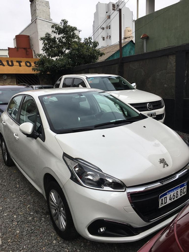 Peugeot 208 1.6 Allure