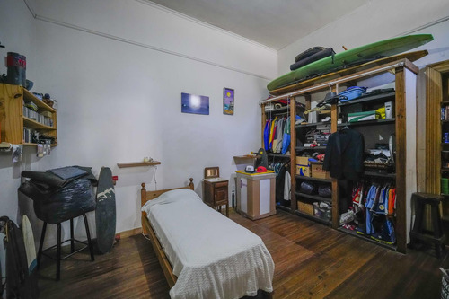 Disfruta De Una Casa Con Jardin, Quincho Y Garage - 5 Ambientes!