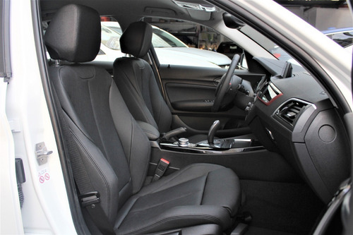 Imagen 8 de 12 de Bmw 118ia Sport Line 2019 Con 6,600 Kilometros
