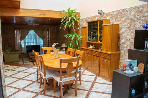 Imagen 5 de 25 de Casa - Mart.-fleming/panam.