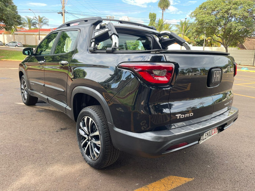 Fiat Toro 1.8 16v Freedom Flex 4x2 Aut. 4p