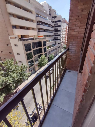 Alquiler Departamento De 2 Dormitorios Con Balcon  Nueva Córdoba