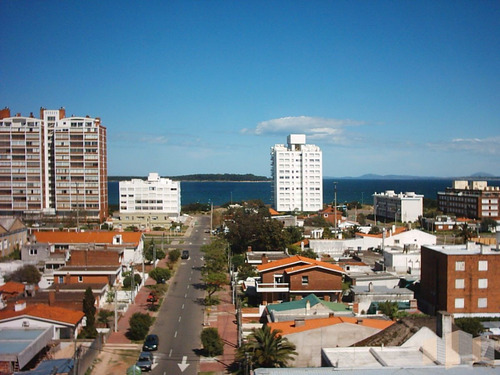 Imagen 7 de 25 de A Pasos Del Mar.