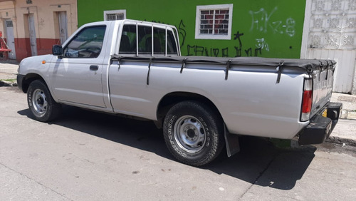 Camioneta Nissan D22/np300 Año 2015