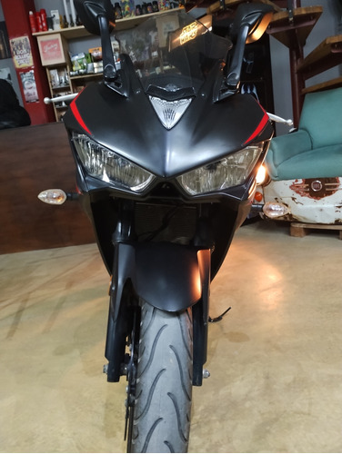 Yamaha R3