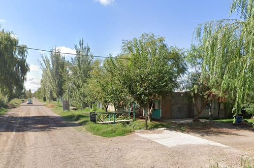 Venta - Excelente Lote Con Casa, Quincho, Negocio.