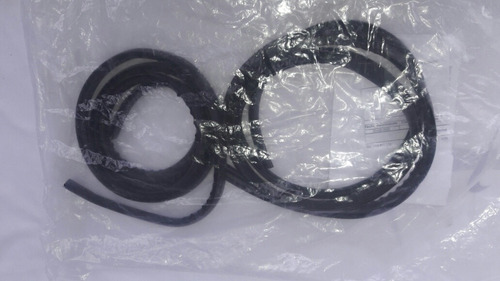 Imagen 3 de 5 de Goma Moldura De Techo Toyota Yaris Hatch Bach 2007-2008