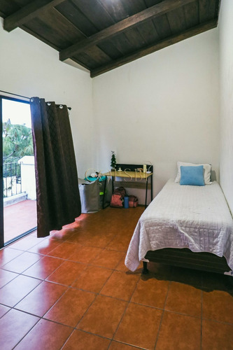 Imagen 10 de 18 de Casa En Venta De 2 Niveles En Ciudad Vieja Sobre La Rn-14