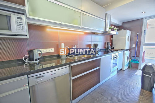 Imagen 9 de 22 de Apartamento Con Vista Al Mar En Alquiler