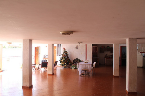 Imagen 6 de 21 de Casa Grande Con Piscina En Venta Sector Pozo Hondo Frente A Macro, Ejido