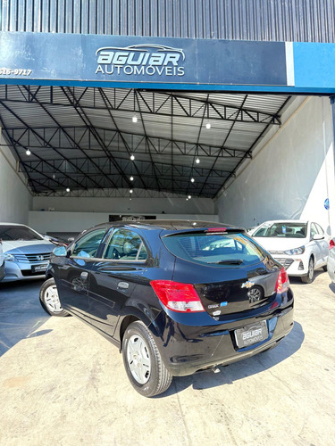 Chevrolet Onix HATCH Joy 1.0 8V Flex 5p Mec.