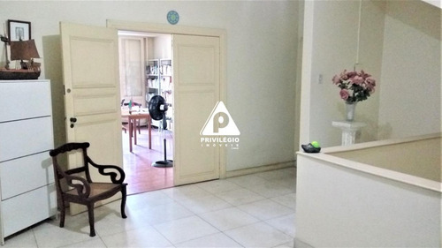 Casa À Venda Em Laranjeiras - 6 Quartos - 9 Banheiros -piscina-sauna-churrasqueira- 582 M2 - 26212