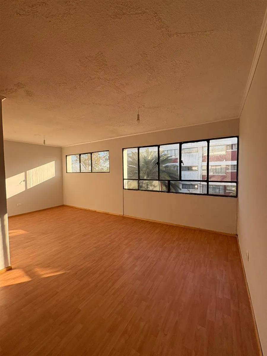 Imagen 3 de 24 de Departamento En Venta De 3 Dorm. En Cerrillos