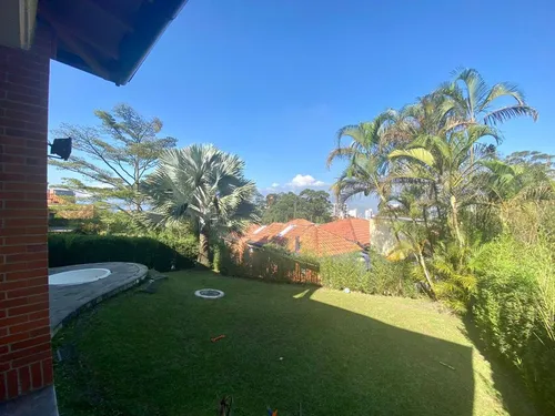 Casa En Venta En El Poblado, Loma De Los Balsos. Cod V10402