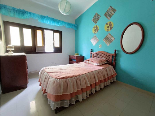 Casa En Venta En La Urb. Las Chimeneas Pe-8370419