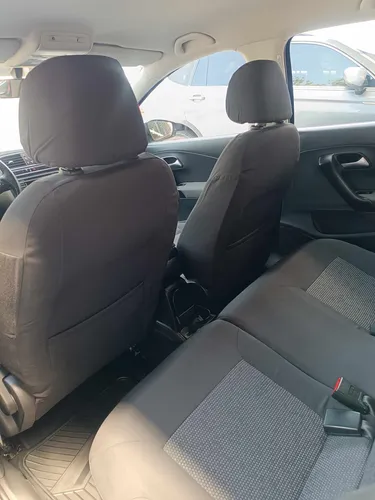 Volkswagen Polo 1.6 L4 Mt