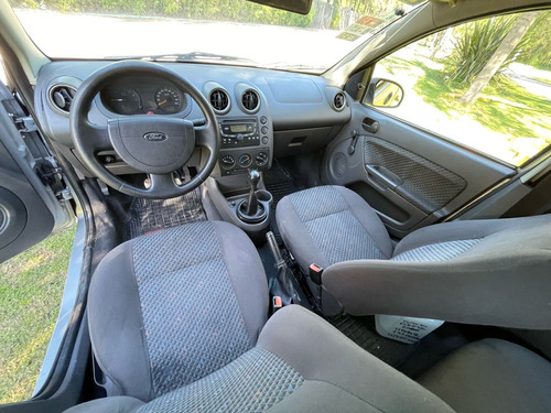 Ford Fiesta 1.6 Ambiente