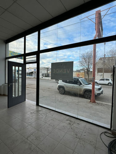 Local En Venta Marcelo T. Alvear E/ Hipolito Yrigoyen Y Belgrano Precio U$d149.000