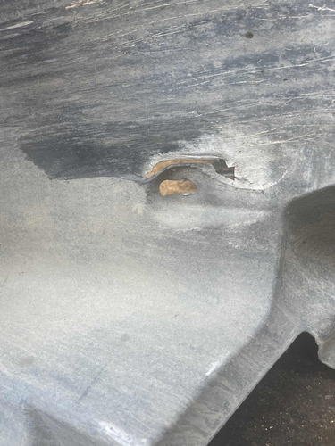 Tolva Lodera Trasera Izquierda Seat Ibiza 2.0 2010 Detalle (Usado)