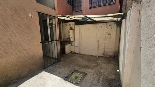 Casa En Condominio En Venta 3 Recámaras 1 Baño 1 Auto Los Sauces Toluca