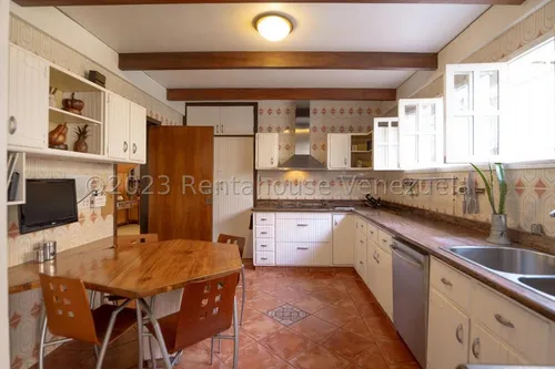 Casa En Venta En Macaracuay Yf