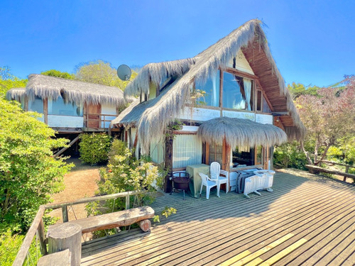 Oportunidad: Dos Impecables Casas En Venta En Cachagua