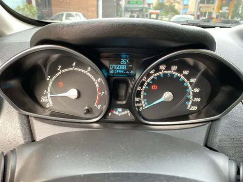 Ford Fiesta 1.6 Sportback Se