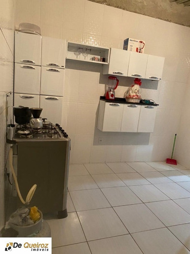 Imagem 3 de 10 de Amanda. Casa No Jardim Silveira Aconchegante E Barata
