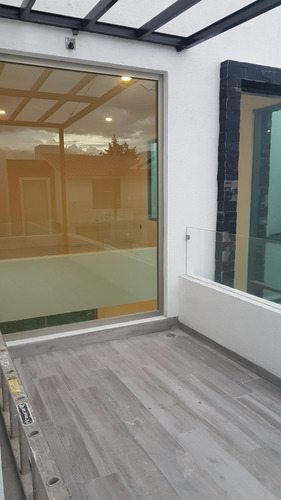 Imagen 13 de 14 de Residencia Nueva A 3 Min Del Town Square Metepec