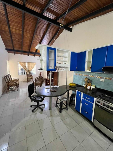 Casa En Venta En Valle De Oro Mr Solo Clientes