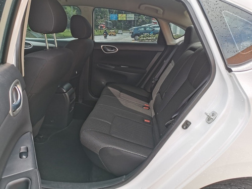 Nissan Sentra 2016 1.8 B17 Advance