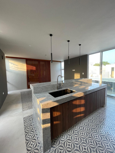 Casona Amueblada En Venta O Renta En El Corazón De Mérida Con Loft Independiente