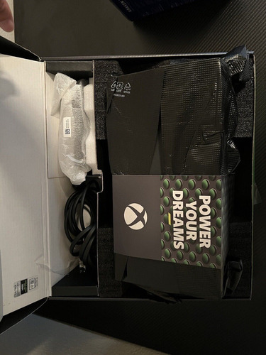 Imagen 3 de 5 de Microsoft Xbox Series X 1tb Video Game Console