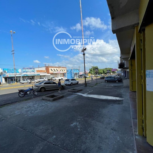 Inmobipiña Vende Edificio Comercial En Avenida Principal De Castillito, Puerto Ordaz, Estado Bolivar - Dp