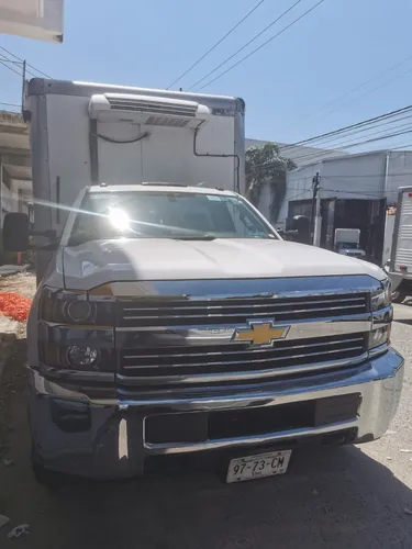 Chevrolet Silverado 3500 chasis cabina