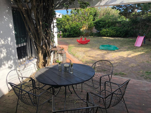 Venta Casa Punta Ballena 4 Dormitorios Y Servicio