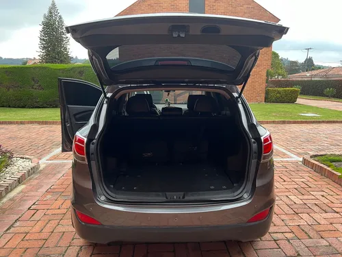 Hyundai TUCSON IX-35 2.0l 4x4