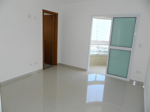 Imagem 9 de 14 de Apartamento 3 Dormitórios - 50 Mts Praia- Alto Padrão Amj110