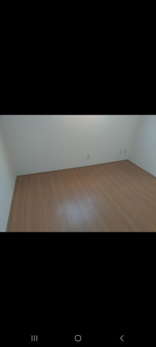 Apartamento 2 Quartos Sala Cozinha/serviço Banh. 1 V Garagem