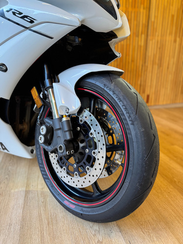 Yamaha R6