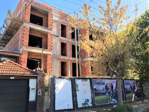 Imagen 2 de 9 de Departamento 2 Amb Planta Baja En Pozo // Villegas 2349