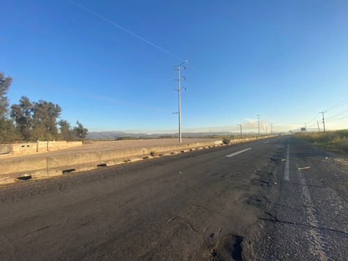 Terreno En Venta En Tala, Jalisco A Pie De Carretera