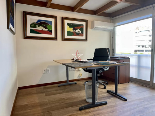 Local, Oficina, Consultorio, Etc, Punta Del Este, Península, Venta