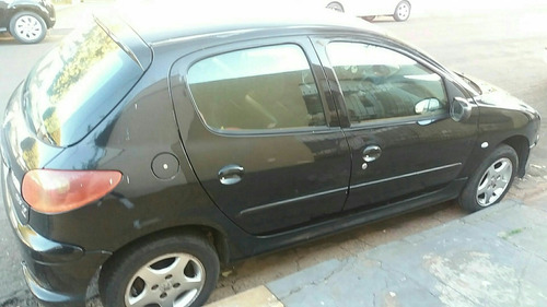 Imagem 1 de 2 de Carro Peugeot