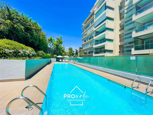 Departamento En Venta De 3 Dorm. Con Jardin En Las Condes