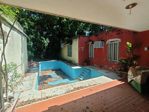 Casa En Renta En Prolongación Montejo, Ideal Para Comercio
