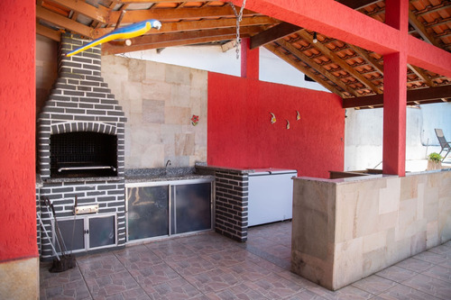 Casa De Temporada Com Piscina E Playground, Próximo À Praia