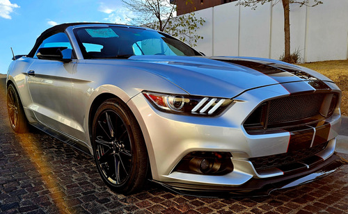 Ford Mustang 2.3 convertible automatico