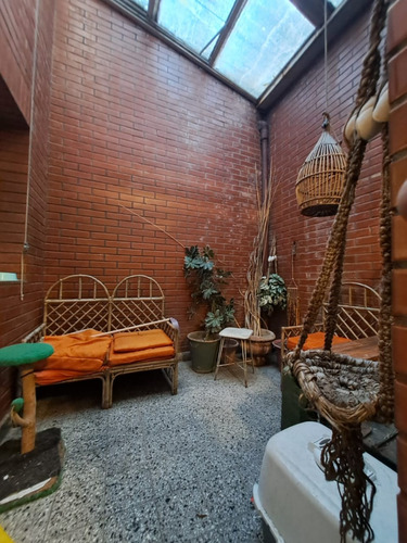 Piso Unico 4 Amb Al Frente Con Terraza - Alquilado Hasta Diciembre 2025 -