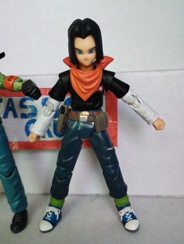 Dragón Ball Z Androide #17 Figura Articulada. (Usado)